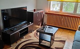 Całe mieszkanie 2 pokojowe na wyłączność centrum Częstochowy, bardzo blisko Jasnej Góry, 2 duże łóżka